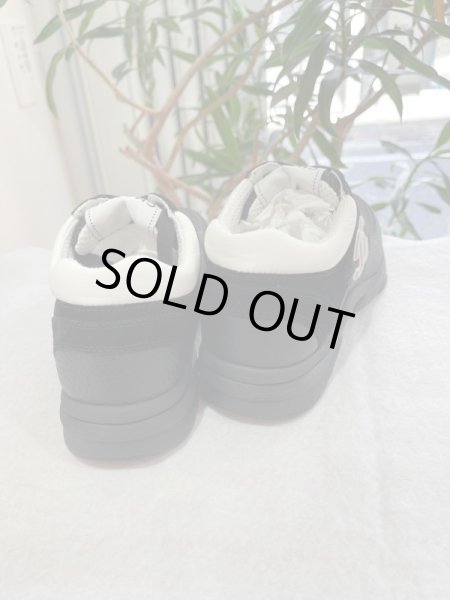 画像3: 【新品】【未使用品】AW 新作 CHANEL シャネル G38299 Y55720 K3845 ココマーク スニーカー 37 ファブリック×スエード×カーフスキン ブラック×ホワイト 23REV レディース 女性用 靴 黒×白 本革 レザー 希少 レア プレゼント ギフト (3)