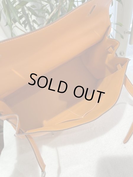 画像10: 【極美品】HERMES エルメス ケリーフラット35 スイフト オレンジ シルバー金具 K刻印□ 中古 ハンドバッグ トートバッグ クラッチバッグ セカンドバッグ レディース 女性用 ブランド 本革 レザー 希少 レア プレゼント ギフト バック (10)