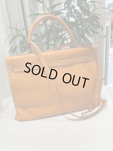 画像2: 【極美品】HERMES エルメス ケリーフラット35 スイフト オレンジ シルバー金具 K刻印□ 中古 ハンドバッグ トートバッグ クラッチバッグ セカンドバッグ レディース 女性用 ブランド 本革 レザー 希少 レア プレゼント ギフト バック (2)