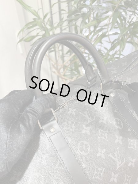画像3: 【新品同様品】LOUIS VUITTON ルイ・ヴィトン M40605 キーポル バンドリエール 55 モノグラム エクリプス ブラック×グレー メタリックシルバー金具 ボストンバッグ 中古 ショルダーバッグ ハンドバッグ メンズ ブランド レザー ビトン 希少 レア プレゼント バック (3)