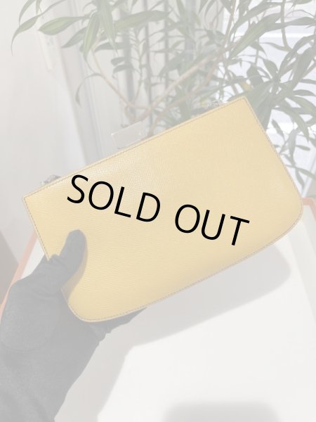 画像2: 【美品】HERMES エルメスサック ア マリース TAXI タクシー クシュベル イエロー×ブラック シルバー金具 S刻印〇 ソルド品 ヴィンテージ 中古 ショルダーバッグ ポシェット レディース 女性用 ブランド エプソン 本革 レザー 黄色 黒 希少 レア プレゼント バック (2)