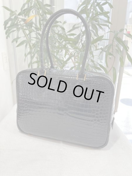 画像2: 【美品】HERMES エルメス プリュム28 ポロサスリセ ブラック ゴールド金具 F刻印□ クロコダイル シャイン 中古 ハンドバッグ ショルダーバッグ トートバッグ レディース 女性用 ブランド 本革 エキゾチックレザー 黒 希少 レア プレゼント ギフト バック (2)