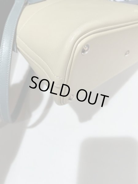 画像3: 【美品】HERMES エルメス ボリード27 バイカラー ボックスカーフ ブルージーン×パルシュマン シルバー金具 M刻印□ 中古 パーシュマン ハンドバッグ ショルダーバッグ 2WAYバッグ レディース 女性用 本革 レザー ブルー ベージュ ブランド レア プレゼント バック (3)