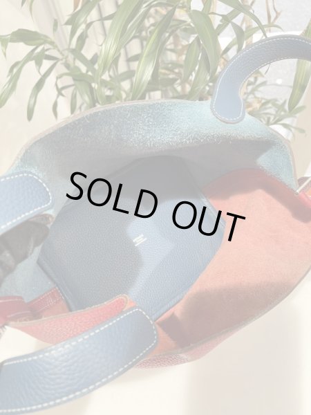 画像6: 【美品】HERMES エルメス ピコタンロック カザックMM トリヨンクレマンス ルージュカザック×ブルータラサ シルバー金具 P刻印□ バイカラー 中古 ハンドバッグ レディース 女性用 ブランド 本革 レザー 希少 レア プレゼント ギフト バック (6)