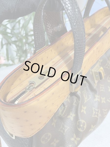 画像9: 【専用ページ】【極美品】LOUIS VUITTON ルイ・ヴィトン M95091 オスカー モノグラム ワルツ エキゾチックライン リザード×オーストリッチ×パイソン×レザー×タイガーアイ 中古 ハンドバッグ ショルダーバッグ 2WAYバッグ レディース 女性用 レザー ブランド 希少 レア バック (9)