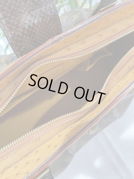 画像10: 【専用ページ】【極美品】LOUIS VUITTON ルイ・ヴィトン M95091 オスカー モノグラム ワルツ エキゾチックライン リザード×オーストリッチ×パイソン×レザー×タイガーアイ 中古 ハンドバッグ ショルダーバッグ 2WAYバッグ レディース 女性用 レザー ブランド 希少 レア バック (10)