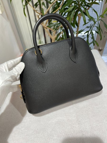 画像2: 【新品】【未使用品】HERMES エルメス ボリード 1923 25 ヴォーエプソン ブラック ゴールド金具 W刻印 ハンドバッグ ショルダーバッグ 2WAYバッグ レディース 女性用 本革 レザー 黒 カーフ ブランド 希少 レア プレゼント ギフト バック (2)