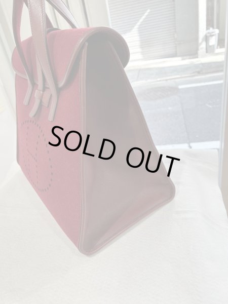 画像4: 【美品】HERMES エルメス フードゥ フェルト×レザー ルージュアッシュ ゴールド金具 Z刻印〇 ヴィンテージ レッド 中古 トートバッグ ハンドバッグ ボストンバッグ レディース 女性用 メンズ ブランド 本革 レザー カーフ 赤 希少 レア プレゼント ギフトバック (4)