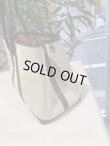 画像3: 【美品】HERMES エルメス ガーデンパーティ 30 TPM ボルデュック トワルアッシュ×ブッフル グレー シルバー金具 リボン柄 2006年限定 中古 ハンドバッグ トートバッグ レディース 女性用 本革 レザー カーフ ブラック ブランド 黒 希少 レア プレゼント ギフト バック (3)