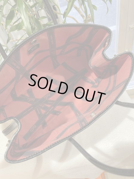 画像9: 【美品】HERMES エルメス ガーデンパーティ 30 TPM ボルデュック トワルアッシュ×ブッフル グレー シルバー金具 リボン柄 2006年限定 中古 ハンドバッグ トートバッグ レディース 女性用 本革 レザー カーフ ブラック ブランド 黒 希少 レア プレゼント ギフト バック (9)