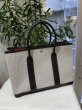 画像2: 【極美品】HERMES エルメス ガーデンパーティ 36 PM ボルデュック トワルアッシュ×ブッフル グレー シルバー金具 リボン柄 2006年限定 中古 ハンドバッグ トートバッグ レディース 女性用 本革 レザー ブラック ブランド 黒 希少 レア プレゼント ギフト バック (2)