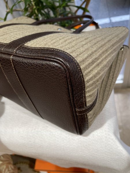 画像7: 【新品同様品】HERMES エルメス ガーデンパーティ 36 PM プリーツフェルト×ブッフル マロン シルバー金具 J刻印□ ブラウン 中古 ハンドバッグ トートバッグ レディース 女性用 本革 レザー カーフ ブランド 茶色 希少 レア プレゼント ギフト バック (7)