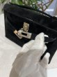 画像5: 【美品】HERMES エルメス ポシェットケリー ドブリス ブラック シルバー金具 I刻印?? ヴィンテージ ヴォーベロア 中古 ハンドバッグ クラッチバッグ パーティバッグ ミニバッグ レディース 女性用 本革 レザー カーフ ブランド 黒 希少レア プレゼント ギフト バック (5)