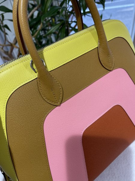 画像6: 【美品】HERMES エルメス ボリード 1923 30 レインボー ヴォーエプソン マルチカラー シルバー金具 A刻印 ライム×セサミ×ローズコンフェッティ×テールバテュー 中古 ハンドバッグ ショルダーバッグ 2WAYバッグ レディース 女性用 レザー ブランド レア プレゼント (6)