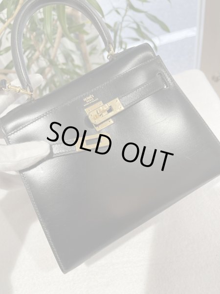画像7: 【美品】HERMES エルメス ミニケリー 外縫い ボックスカーフ ブラック ゴールド金具 Y刻印〇 ヴィンテージ 中古 ハンドバッグ ショルダーバッグ 2WAYバッグ ポシェット レディース 女性用 ブランド 本革 レザー カーフ 黒 希少 レア バック (7)