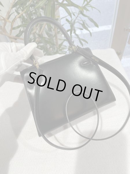 画像3: 【美品】HERMES エルメス ミニケリー 外縫い ボックスカーフ ブラック ゴールド金具 Y刻印〇 ヴィンテージ 中古 ハンドバッグ ショルダーバッグ 2WAYバッグ ポシェット レディース 女性用 ブランド 本革 レザー カーフ 黒 希少 レア バック (3)