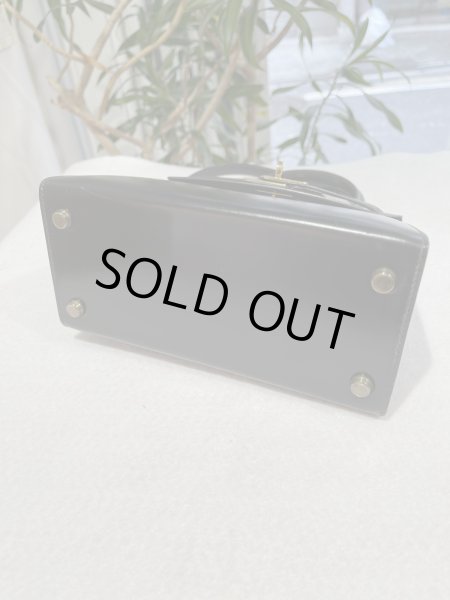 画像5: 【美品】HERMES エルメス ミニケリー 外縫い ボックスカーフ ブラック ゴールド金具 Y刻印〇 ヴィンテージ 中古 ハンドバッグ ショルダーバッグ 2WAYバッグ ポシェット レディース 女性用 ブランド 本革 レザー カーフ 黒 希少 レア バック (5)