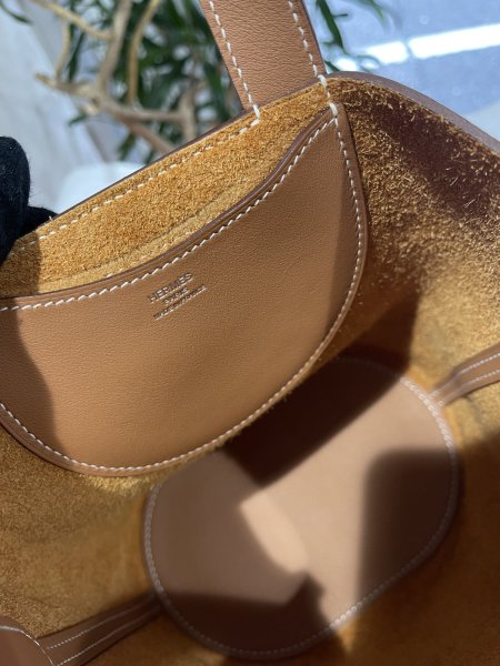 画像6: 【新品】【未使用品】HERMES エルメス インザループ 18 トリヨンクレマンス×スイフト ゴールド シルバー金具 B刻印 ハンドバッグ レディース 女性用 ブランド 本革 レザー カーフ ブラウン 茶色 希少 レア プレゼント ギフト バック (6)