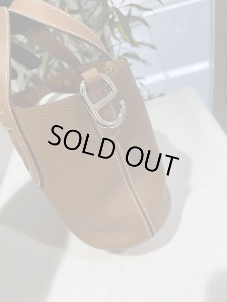 画像4: 【新品】【未使用品】HERMES エルメス インザループ 18 トリヨンクレマンス×スイフト ゴールド シルバー金具 B刻印 ハンドバッグ レディース 女性用 ブランド 本革 レザー カーフ ブラウン 茶色 希少 レア プレゼント ギフト バック (4)
