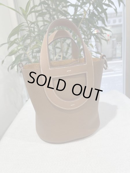 画像1: 【新品】【未使用品】HERMES エルメス インザループ 18 トリヨンクレマンス×スイフト ゴールド シルバー金具 B刻印 ハンドバッグ レディース 女性用 ブランド 本革 レザー カーフ ブラウン 茶色 希少 レア プレゼント ギフト バック (1)