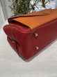 画像11: HERMES エルメス ロレーヌ バイカラー トゴ オレンジ×ルージュヴィフ ゴールド金具 F刻印□ ヴィンテージ 中古 ハンドバッグ ショルダーバッグ 2WAYバッグ レディース 女性用 ブランド 本革 レザー カーフ 赤 レッド 希少 レア プレゼント ギフト バック (11)