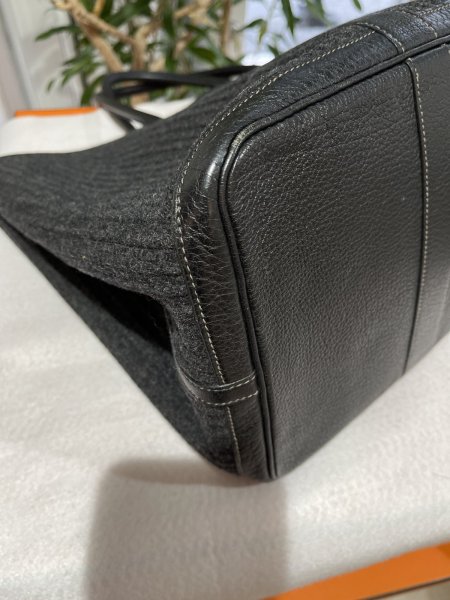 画像6: 【美品】HERMES エルメス ガーデンパーティ 43 MM プリーツフェルト×ブッフル ブラック シルバー金具 J刻印□ グレー×ブラック 中古 ハンドバッグ トートバッグ レディース 女性用 本革 レザー カーフ ブランド 黒 希少 レア プレゼント ギフト バック (6)