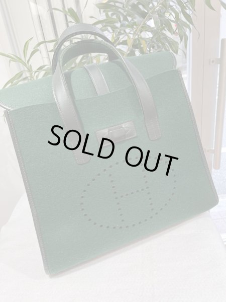 画像6: 【美品】HERMES エルメス フードゥ フェルト×レザー ダークグリーン ゴールド金具 F刻印□ヴィンテージ 中古 トートバッグ ハンドバッグ ボストンバッグ レディース 女性用 メンズ ブランド 本革 レザー カーフ 緑 希少 レア プレゼント ギフトバック (6)