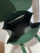 画像8: 【美品】HERMES エルメス フードゥ フェルト×レザー ダークグリーン ゴールド金具 F刻印□ヴィンテージ 中古 トートバッグ ハンドバッグ ボストンバッグ レディース 女性用 メンズ ブランド 本革 レザー カーフ 緑 希少 レア プレゼント ギフトバック (8)