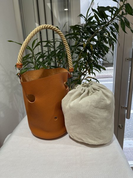 画像6: 【極美品】HERMES エルメスマンジョワールMM トリヨンクレマンス ポティロン シルバー金具 I刻印□ オレンジ バケツ型 中古 ハンドバッグ ショルダーバッグ トートバッグ レディース 女性用 本革 レザー カーフ ブランド 希少 レア プレゼント ギフト バック (6)