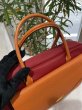 画像4: HERMES エルメス ロレーヌ バイカラー トゴ オレンジ×ルージュヴィフ ゴールド金具 F刻印□ ヴィンテージ 中古 ハンドバッグ ショルダーバッグ 2WAYバッグ レディース 女性用 ブランド 本革 レザー カーフ 赤 レッド 希少 レア プレゼント ギフト バック (4)