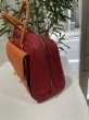 画像6: HERMES エルメス ロレーヌ バイカラー トゴ オレンジ×ルージュヴィフ ゴールド金具 F刻印□ ヴィンテージ 中古 ハンドバッグ ショルダーバッグ 2WAYバッグ レディース 女性用 ブランド 本革 レザー カーフ 赤 レッド 希少 レア プレゼント ギフト バック (6)