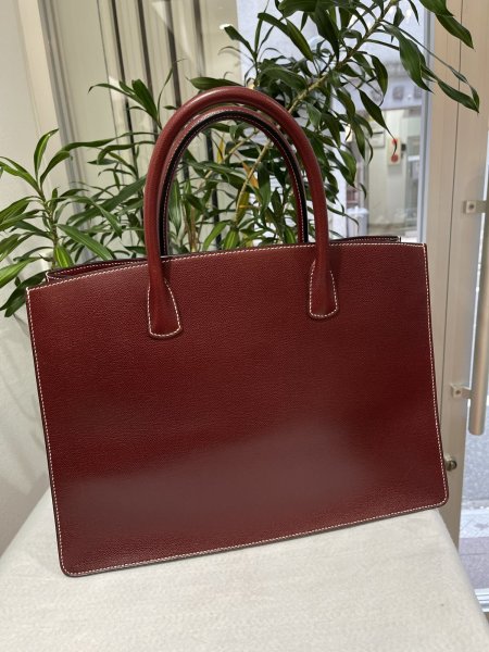 画像2: 【美品】HERMES エルメス ホワイトバスGM リセ ルージュアッシュ ゴールド金具 E刻印□ ソルド品 ヴィンテージ ブリーフケース 中古 トートバッグ ハンドバッグ 書類バッグ レディース 女性用 メンズ ユニセックス レザー ブランド プレゼント ギフト 希少 レア バック (2)
