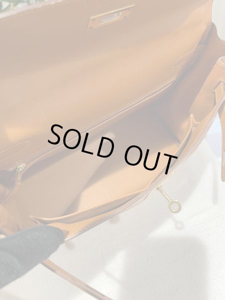 画像10: 【美品】HERMES エルメス ケリー 32 内縫い ボックスカーフ×ヴィブラート オレンジ ゴールド金具 I刻印□ コンビ 中古 ハンドバッグ ショルダーバッグ 2WAYバッグ レディース 女性用 ブランド ヴィンテージ 本革 レザー カーフ 希少 レア プレゼント ギフト バック (10)