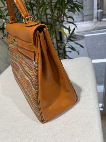 画像6: 【美品】HERMES エルメス ケリー 32 内縫い ボックスカーフ×ヴィブラート オレンジ ゴールド金具 I刻印□ コンビ 中古 ハンドバッグ ショルダーバッグ 2WAYバッグ レディース 女性用 ブランド ヴィンテージ 本革 レザー カーフ 希少 レア プレゼント ギフト バック (6)