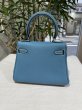 画像3: 【新品同様品】HERMES エルメス ミニケリー 20 内縫い トゴ ブルージーン シルバー金具 H刻印□ ヴィンテージ 中古 ハンドバッグ ショルダーバッグ 2WAYバッグ ポシェット レディース 女性用 ブランド 本革 レザー カーフ 青 希少 レア プレゼント ギフト バック (3)