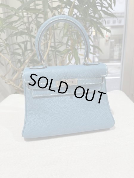 画像2: 【新品同様品】HERMES エルメス ミニケリー 20 内縫い トゴ ブルージーン シルバー金具 H刻印□ ヴィンテージ 中古 ハンドバッグ ショルダーバッグ 2WAYバッグ ポシェット レディース 女性用 ブランド 本革 レザー カーフ 青 希少 レア プレゼント ギフト バック (2)