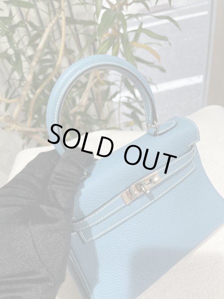 画像6: 【新品同様品】HERMES エルメス ミニケリー 20 内縫い トゴ ブルージーン シルバー金具 H刻印□ ヴィンテージ 中古 ハンドバッグ ショルダーバッグ 2WAYバッグ ポシェット レディース 女性用 ブランド 本革 レザー カーフ 青 希少 レア プレゼント ギフト バック (6)