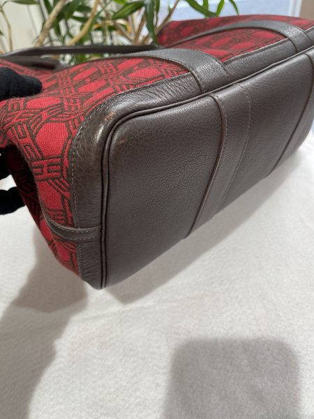 画像8: 【美品】HERMES エルメス ガーデンパーティ 36 PM トワルソーアッシュ×ブッフル ルージュガランス シルバー金具 K刻印□ 中古 ハンドバッグ トートバッグ レディース 女性用 本革 レザー カーフ レッド 赤 ブランド 希少 レア プレゼント ギフト バック (8)