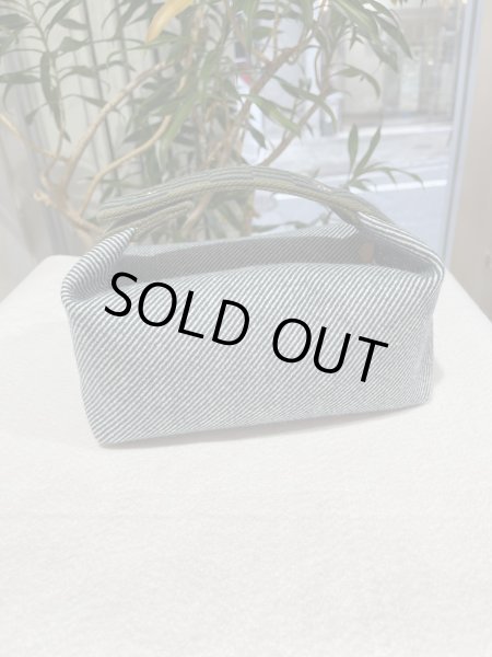 画像2: 【新品同様品】HERMES エルメス ブリッド ア ブラック PM ウール ブルーアビス シルバー金具 ハンドバッグ ポーチ 中古 クラッチバッグ セカンドバッグ バニティバッグ レディース 女性用 ブランド トワル キャンバス 青 希少 レア プレゼント ギフト バック (2)