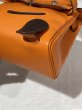 画像10: 【新品同様品】HERMES エルメス ケリードール ヴォーガリバー オレンジ シルバー金具 D刻印□ ヴィンテージ 中古 ハンドバッグ ショルダーバッグ 2WAYバッグ 本革 レザー カーフ スイフト レディース 女性用 ブランド 希少 レア プレゼント ギフト バック (10)