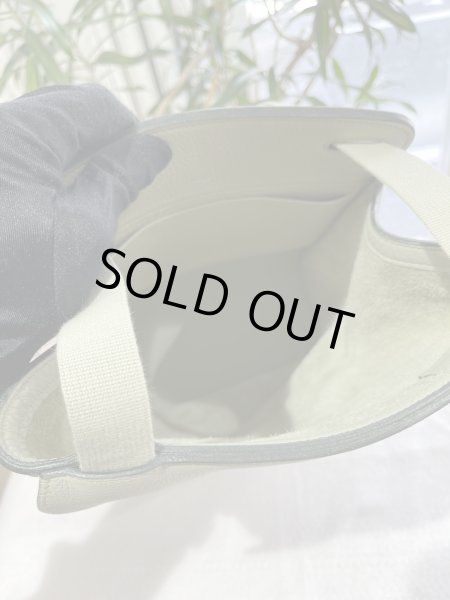 画像6: 【極美品】HERMES エルメス シェルパPM トリヨンクレマンス ライトグリーン D刻印□ ヴィンテージ 中古 リュックサック バックパック デイパック ショルダーバッグ ハンドバッグ レディース 女性用 ブランド 緑 本革 レザー カーフ 希少 レア プレゼント ギフト バック (6)