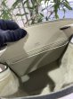 画像5: 【極美品】HERMES エルメス シェルパPM トリヨンクレマンス ライトグリーン D刻印□ ヴィンテージ 中古 リュックサック バックパック デイパック ショルダーバッグ ハンドバッグ レディース 女性用 ブランド 緑 本革 レザー カーフ 希少 レア プレゼント ギフト バック (5)