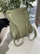 画像2: 【極美品】HERMES エルメス シェルパPM トリヨンクレマンス ライトグリーン D刻印□ ヴィンテージ 中古 リュックサック バックパック デイパック ショルダーバッグ ハンドバッグ レディース 女性用 ブランド 緑 本革 レザー カーフ 希少 レア プレゼント ギフト バック (2)
