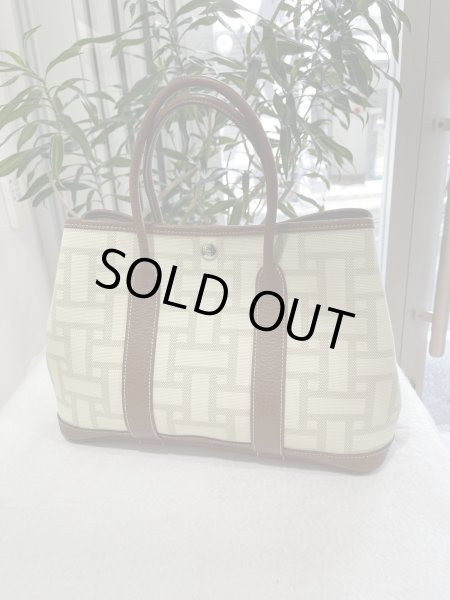 画像2: 【極美品】HERMES エルメス ガーデンパーティ 30 TPM トワルモザイク×ブッフル マロン シルバー金具 L刻印□ ブラウン コンビ 中古 ハンドバッグ トートバッグ レディース 女性用 本革 レザー カーフ 茶色 ブランド 希少 レア プレゼント ギフト バック (2)