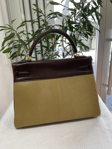 画像2: 【新品同様品】HERMES エルメスケリー 32 内縫い エバーカーフ×ヴォートロイカ エベーヌ×タバックキャメル ゴールド金具 K刻印□ ハラコ コンビ 中古 ハンドバッグ ショルダーバッグ 2WAYバッグ レディース 女性用 ブランド 本革 レザー ブラウン 希少 レア バック (2)