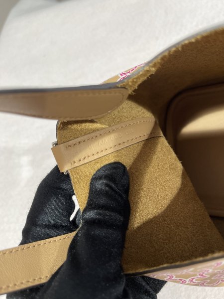 画像6: 【新品同様品】HERMES エルメス ピコタン ロック ミクロ 14 ラッキーデイジー スイフト モーヴシルベストル×キュイーブル×ホワイト シルバー金具 U刻印 マイクロ 中古 ハンドバッグ レディース 女性用 ブランド レザー カーフ 希少 レア プレゼント ギフト バック (6)