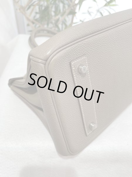 画像9: 【美品】HERMES エルメス ショルダーバーキン 42 トゴ エトゥープ シルバー金具 N刻印□ 新型 中古 ショルダーバッグ ハンドバッグ トートバッグ レディース 女性用 ブランド グレー 本革 レザー カーフ 希少 レア プレゼント ギフト バック (9)