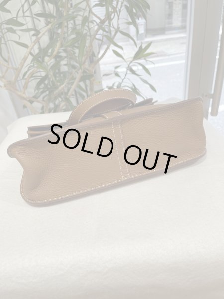 画像4: 【新品同様品】HERMES エルメス アルザン 31 トリヨンクレマンス ゴールド ゴールド金具 B刻印 5WAYバッグ ハンドバッグ ショルダーバッグ クラッチバッグ レディース 女性用 本革 レザー カーフ ブランド ブラウン 茶色 希少 レア プレゼント ギフト バック (4)