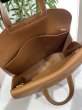 画像9: 【新品同様品】HERMES エルメス アルザン 31 トリヨンクレマンス ゴールド ゴールド金具 B刻印 5WAYバッグ ハンドバッグ ショルダーバッグ クラッチバッグ レディース 女性用 本革 レザー カーフ ブランド ブラウン 茶色 希少 レア プレゼント ギフト バック (9)