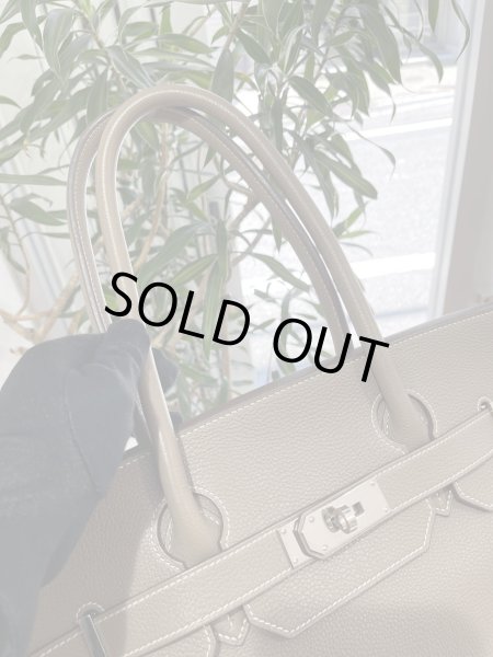 画像4: 【美品】HERMES エルメス ショルダーバーキン 42 トゴ エトゥープ シルバー金具 N刻印□ 新型 中古 ショルダーバッグ ハンドバッグ トートバッグ レディース 女性用 ブランド グレー 本革 レザー カーフ 希少 レア プレゼント ギフト バック (4)